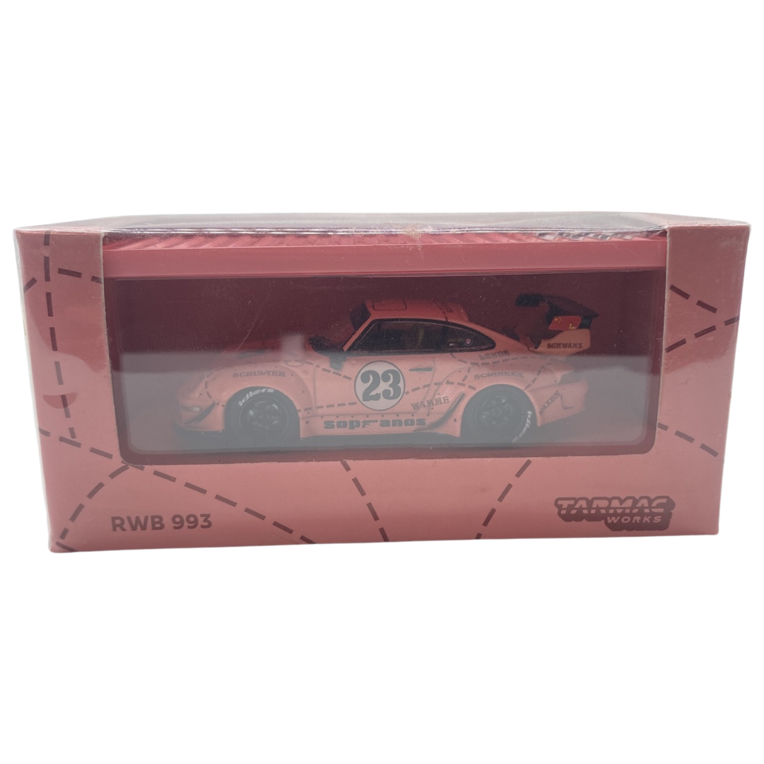 TARMAC Works 1:64 RWB Soprano aka Pink Pig – Rauh-Welt-Begriff-Canada